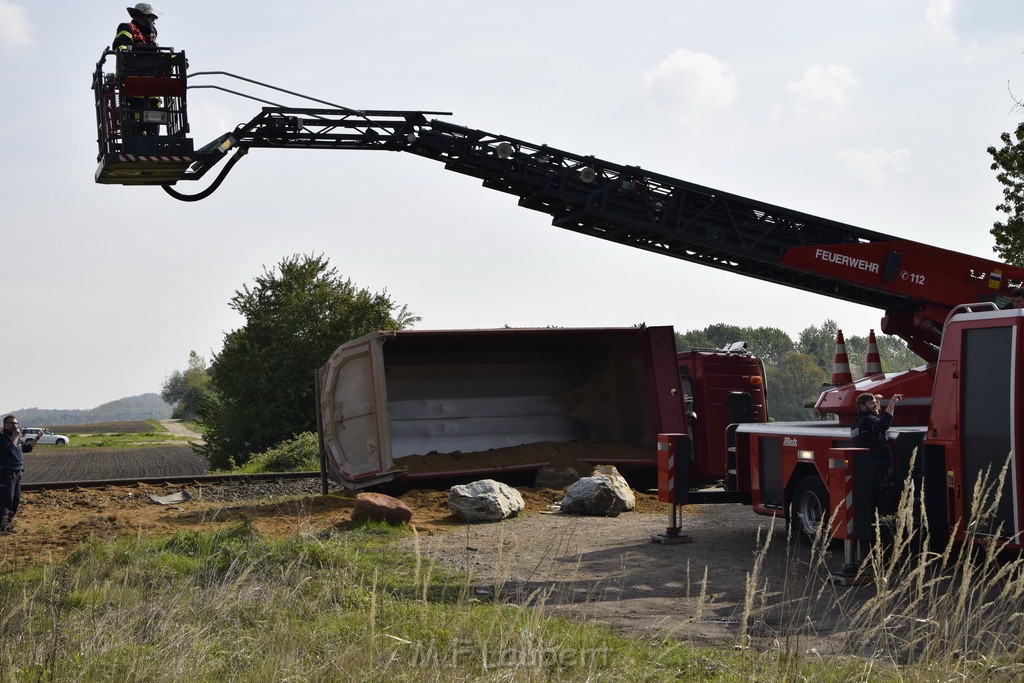 Schwerer VU LKW Zug Bergheim Kenten Koelnerstr P285.JPG - Miklos Laubert